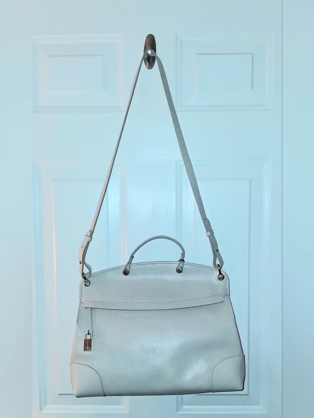 Furla NWT Genuine Leather Piper Dome Top Handle wuth Crossbody Strap. Cream.